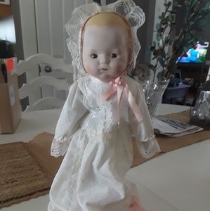 💙💚SOLD💙💚Baby porcelain doll & stand.